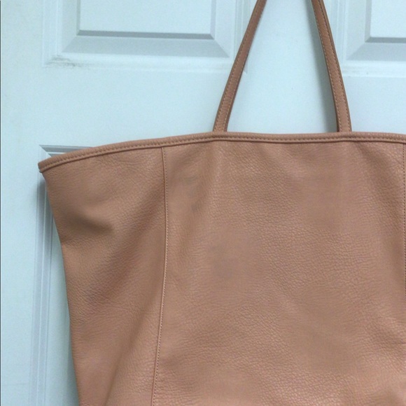 Slightly used BCGC Generation salmon pink tote - Picture 7 of 10